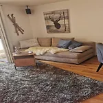 Apartment Ski-in Area With Bus