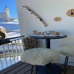 Ski-in Area With Bus *